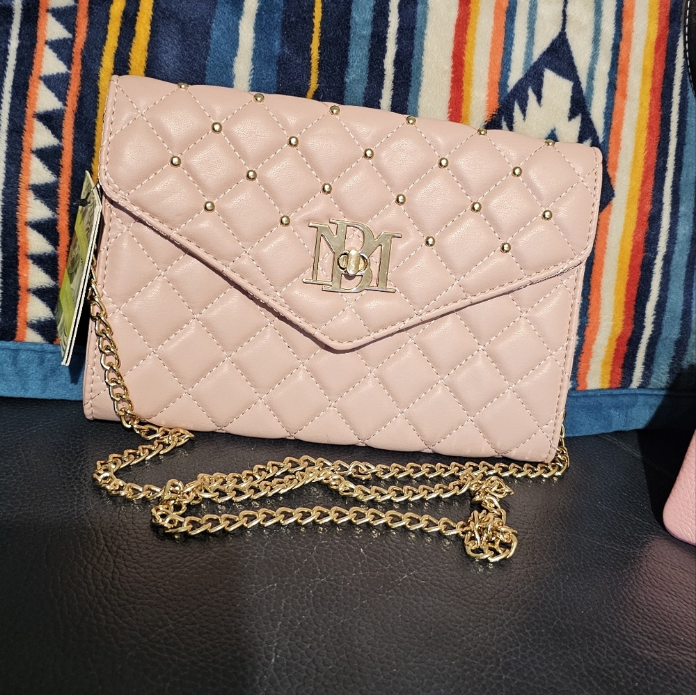 NWT BADGLEY MISCHKA
